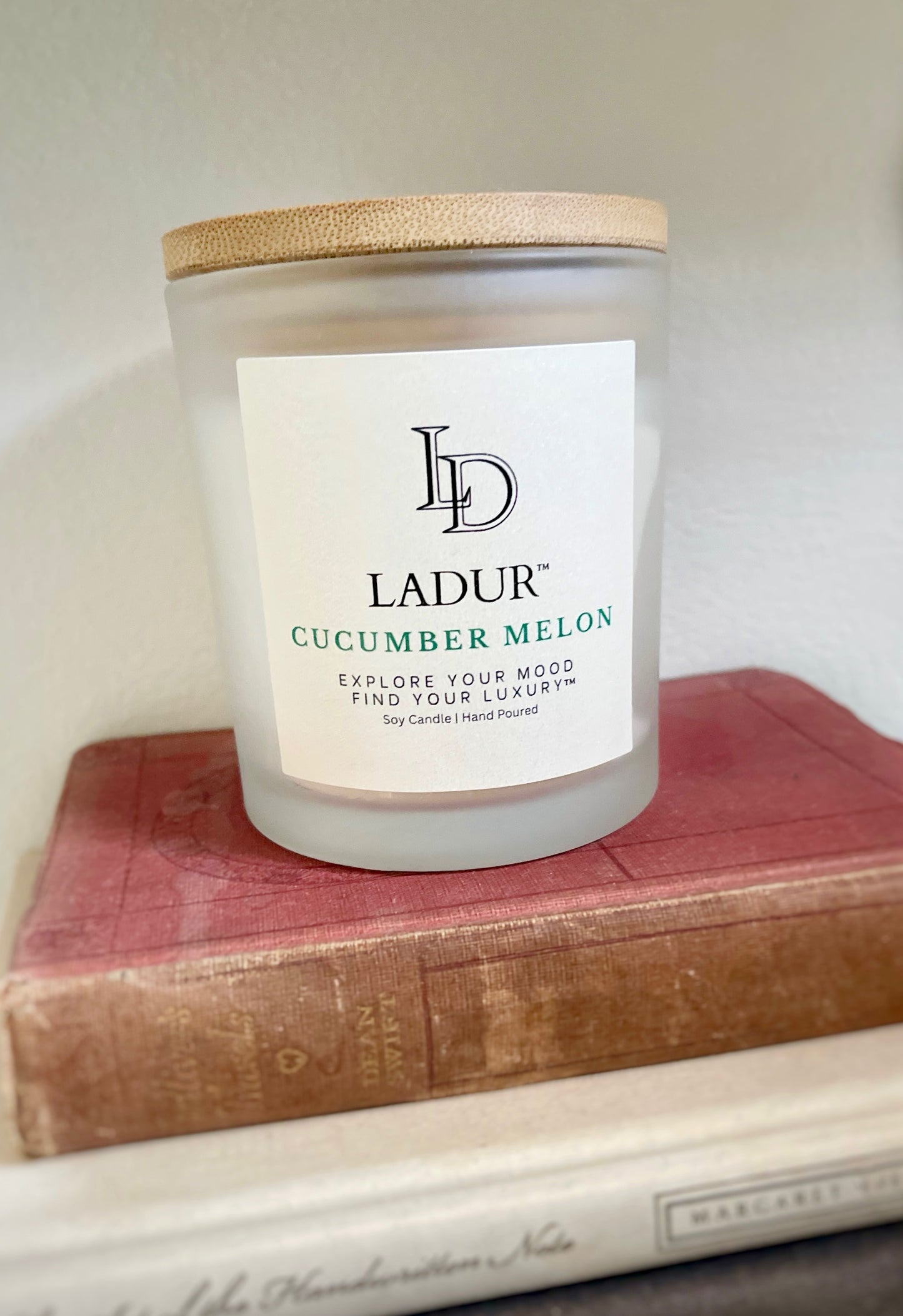 Cucumber Melon – Soy Candle, Net 08 oz | Wooden Wick | Cool & Refreshing