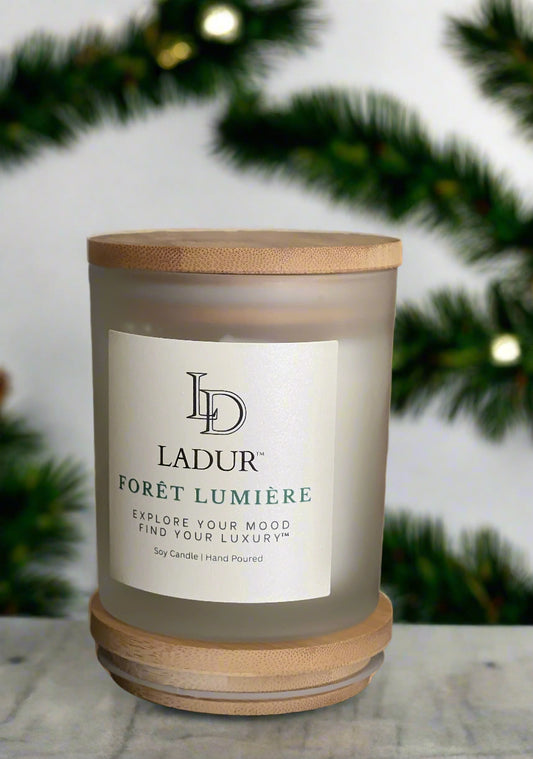 Forêt Lumière – Luxury Soy Candle, Net 08 oz | Wooden Wick |Crisp Forest Air
