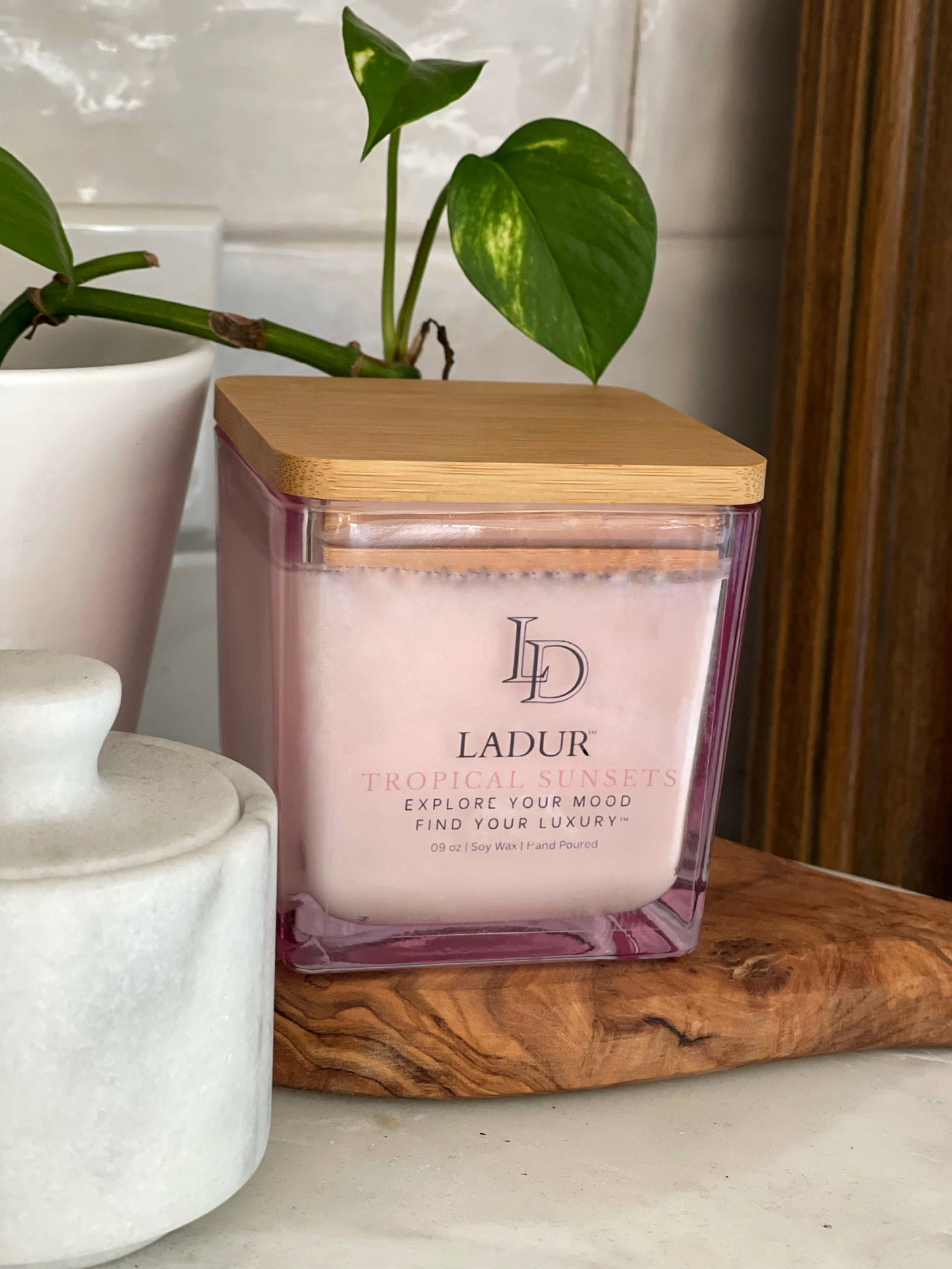 Tropical Sunsets – Limited Edition Soy Candle | 9 oz | Wooden Wick
